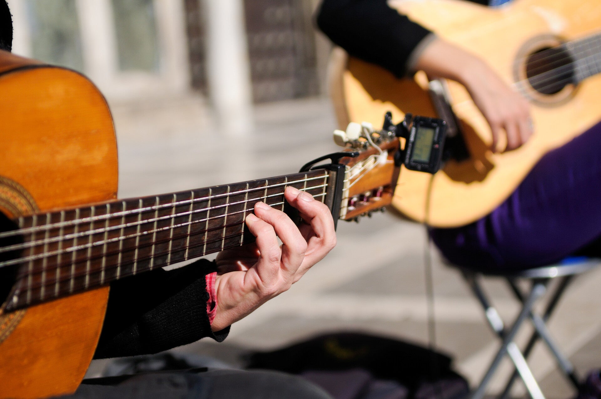 Cómo formar un dueto de guitarra